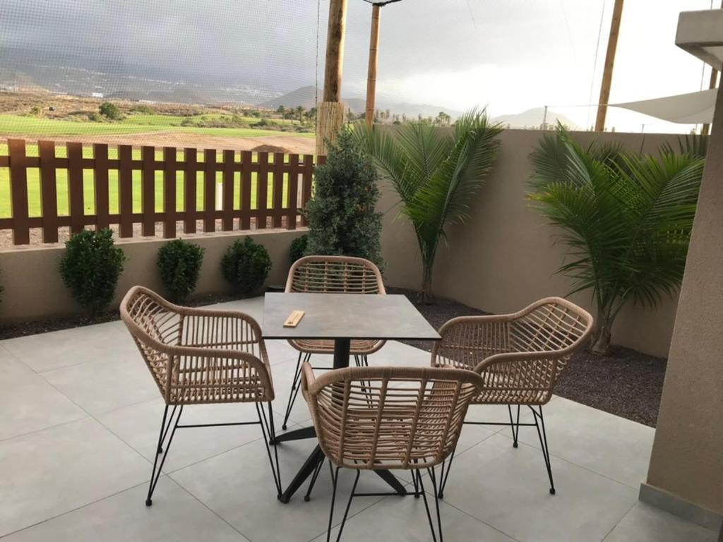 Golf Tenerife South XX Wheel Accessible Shower XX Free Wifi XX Private Pool 30 Degrees XX Two Terraces 30M2X60M2 Xxfree Parking XX Mountain View XX Flatscreen 65 Inch XX San Miguel de Abona Zewnętrze zdjęcie